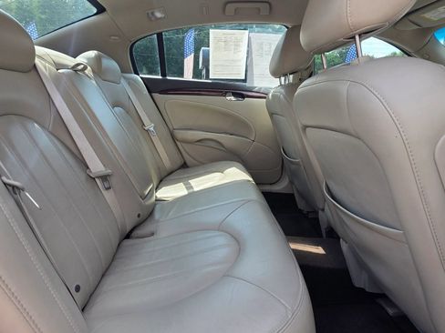Used 2009 Buick Lucerne CXL w/ Driver Confidence Package FWD image 17