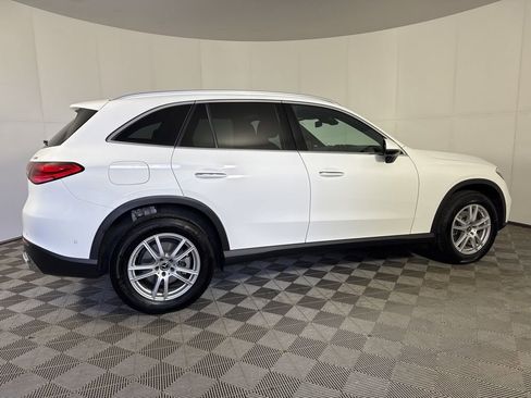 Certified 2025 Mercedes-Benz GLC 300 4MATIC image 7