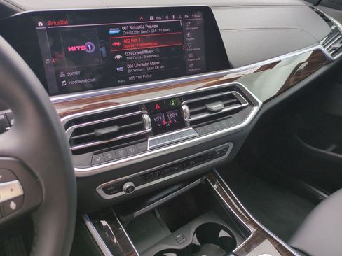Used 2019 BMW X5 xDrive40i w/ Convenience Package AWD/4WD image 29