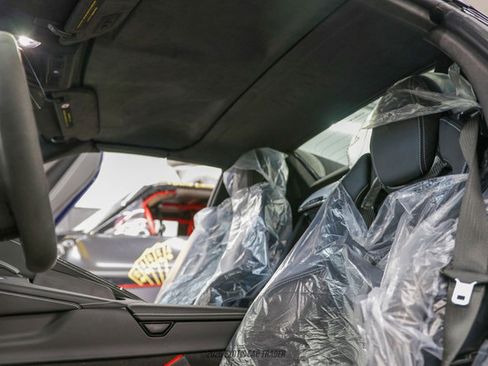 Used 2025 Chevrolet Corvette Stingray Premium Conv w/ Z51 Performance Package image 48