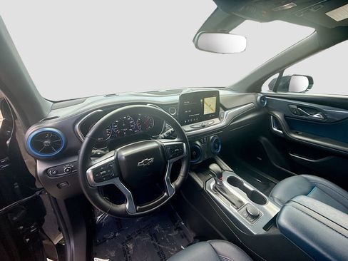 Used 2025 Chevrolet Blazer RS w/ LPO, Floor Liner Package FWD image 9