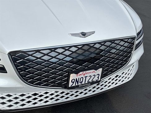 Used 2024 Genesis G80 image 25