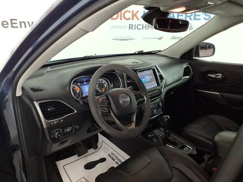 Used 2021 Jeep Cherokee Latitude Lux w/ Comfort/Convenience Group AWD/4WD image 12