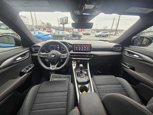 Used 2024 Dodge Hornet GT w/ GT Blacktop Package image 41