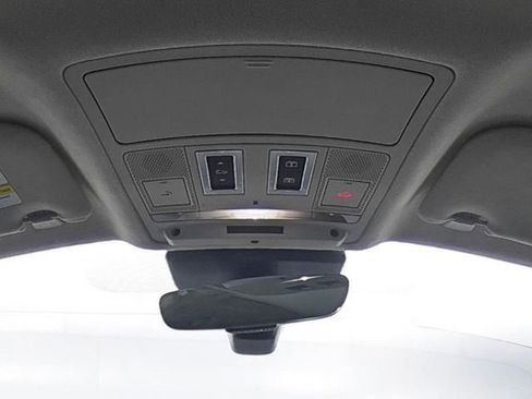 Used 2020 Jaguar F-PACE Prestige image 27