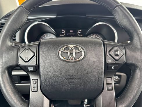 Certified 2018 Toyota Sequoia SR5 w/ Preferred Accessory Package RWD image 27