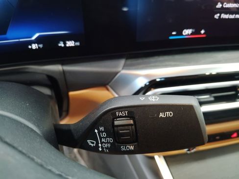 Used 2023 BMW i4 eDrive40 w/ Premium Package image 17