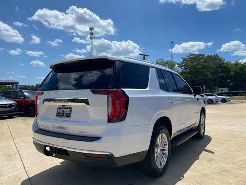 Used 2021 GMC Yukon SLT w/ SLT Premium Package RWD image 6