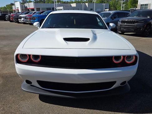 Used 2022 Dodge Challenger R/T w/ Blacktop Package RWD image 2