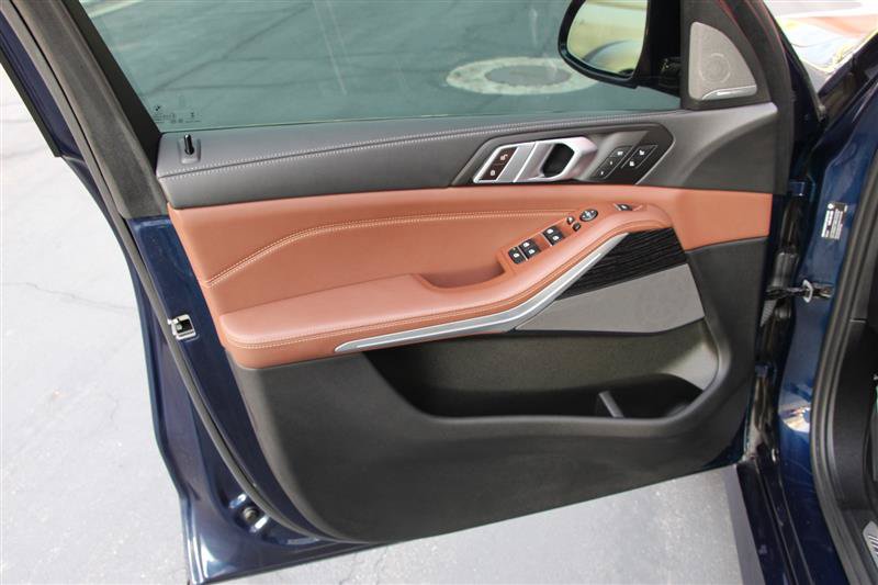Used 2024 BMW X5 M60i AWD/4WD image 13