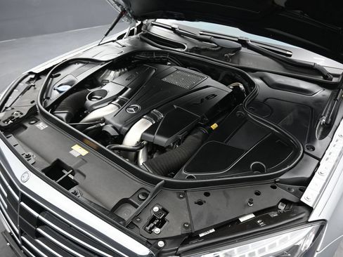 Used 2016 Mercedes-Benz S 550 4MATIC Sedan image 53