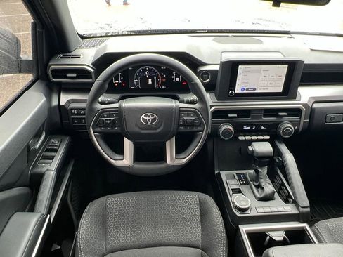 Certified 2025 Toyota 4Runner SR5 image 38