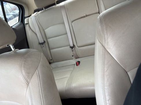 Used 2013 Chevrolet Cruze LT image 4