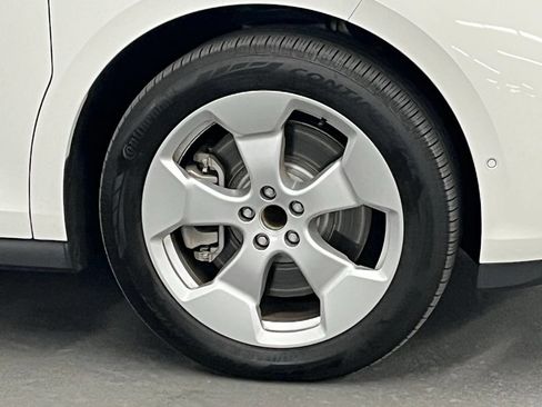 New 2025 Volkswagen ID. Buzz Pro S RWD image 41