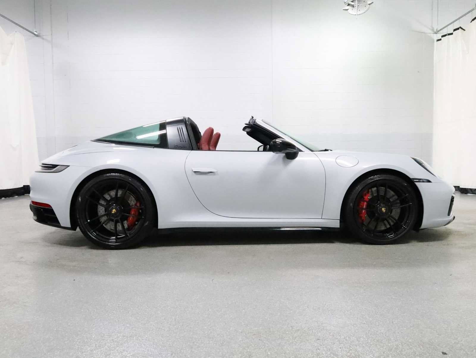 Certified 2024 Porsche 911 Targa 4 GTS AWD/4WD image 10