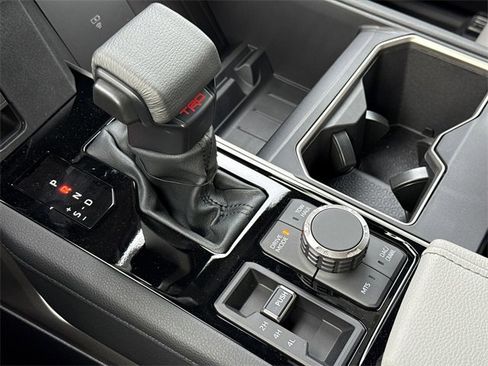 New 2026 Toyota Tundra Limited image 28