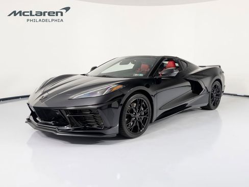 Used 2023 Chevrolet Corvette Stingray Premium Cpe w/ Z51 Performance Package RWD image 2