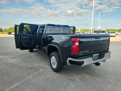 Used 2021 Chevrolet Silverado 2500 LT w/ Gooseneck/5TH Wheel Package AWD/4WD image 16