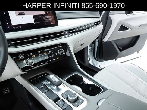 Used 2026 INFINITI QX60 Luxe w/ Cargo Package FWD image 24