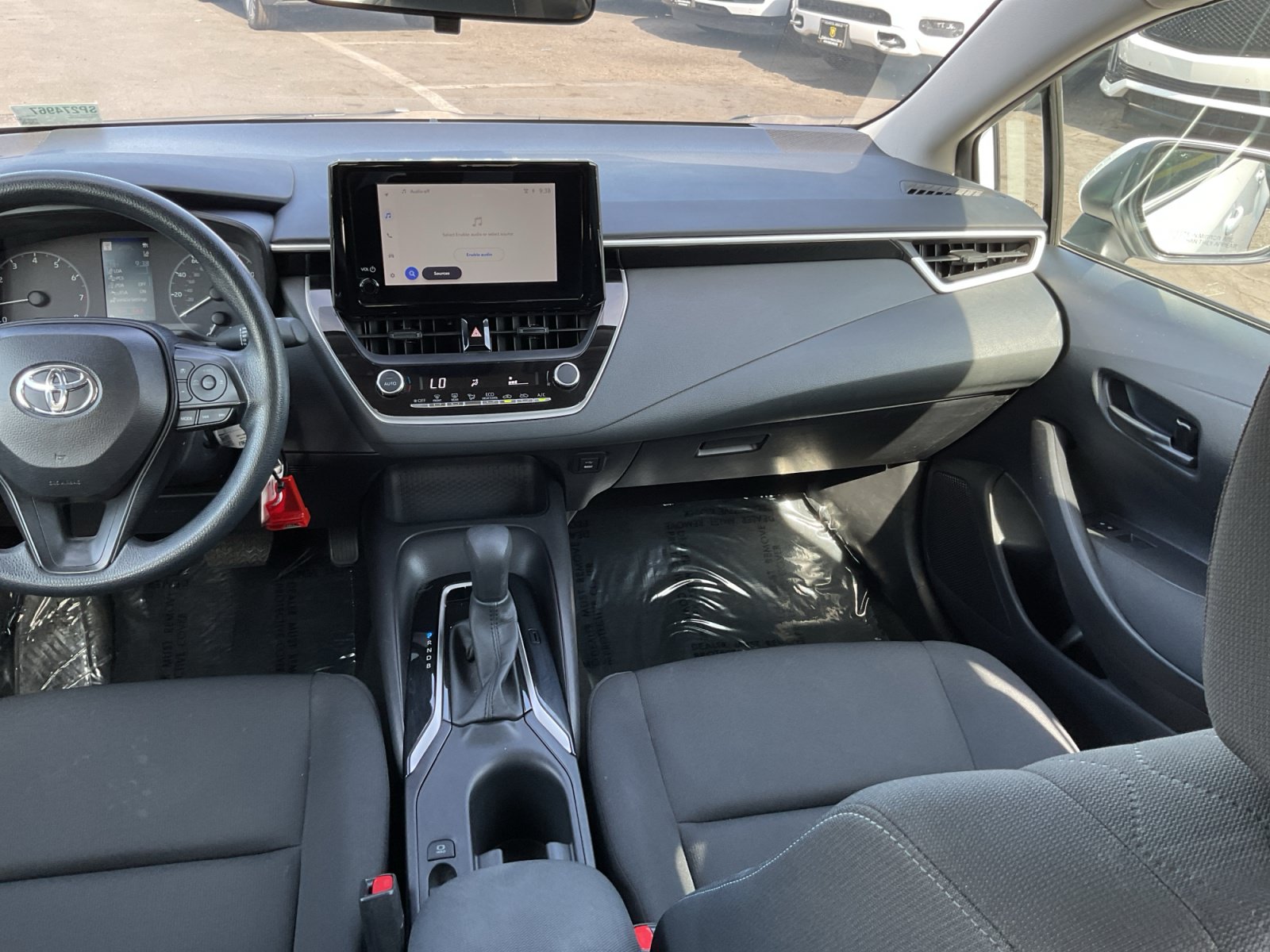 Used 2025 Toyota Corolla LE FWD image 16