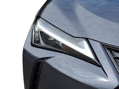 Used 2024 Lexus UX 250h AWD w/ Premium Package image 10