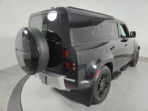 Used 2025 Land Rover Defender 110 S AWD/4WD image 2
