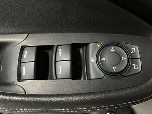 Certified 2021 Buick Encore GX Select FWD image 21