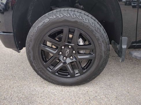 Used 2024 Chevrolet Silverado 1500 Custom Trail Boss image 33