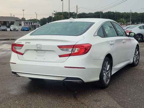 Used 2018 Honda Accord LX image 9