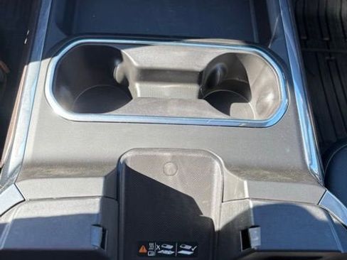 New 2025 GMC Sierra 2500 SLT image 25