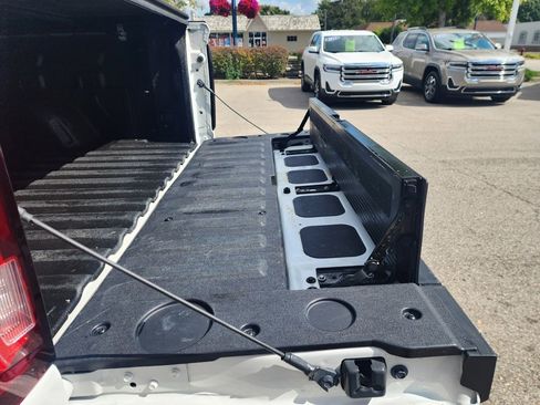 Used 2021 GMC Sierra 1500 SLT w/ SLT Convenience Package image 10