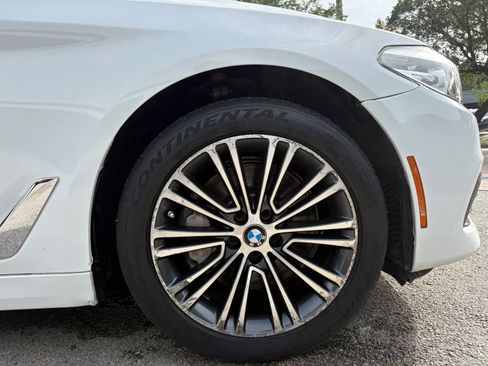 Used 2019 BMW 530i xDrive w/ Convenience Package AWD/4WD image 38
