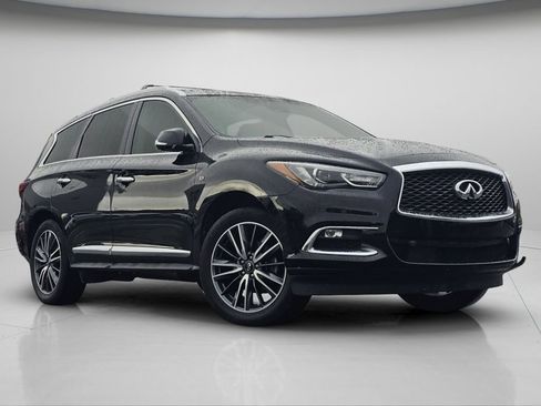 Used 2019 INFINITI QX60 Luxe w/ Sensory Package image 2