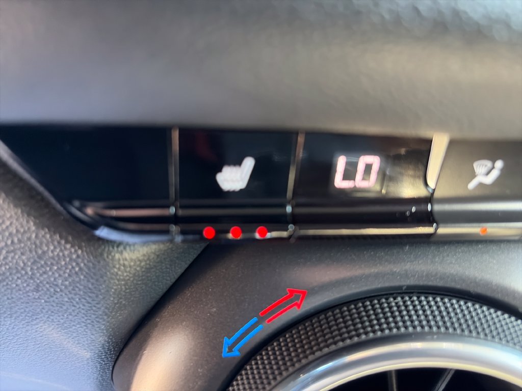 Used 2020 Chevrolet Blazer LT FWD image 23