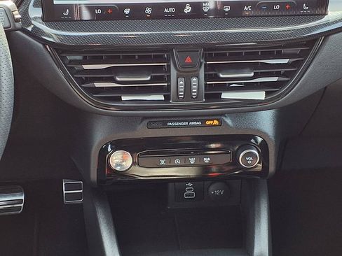 Used 2024 Ford Escape ST-Line w/ Tech Pack #1 FWD image 16