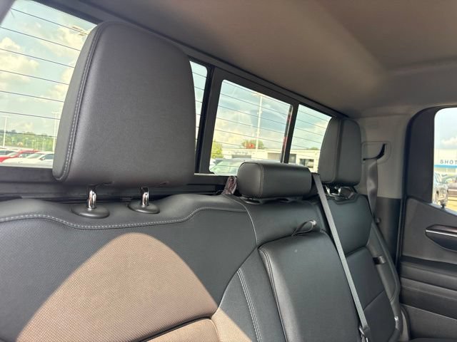 Used 2022 GMC Sierra 1500 SLT w/ SLT Premium Plus Package AWD/4WD image 36