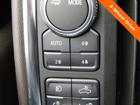 Used 2023 GMC Sierra 2500 Denali w/ Denali Ultimate Package AWD/4WD image 15