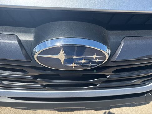 Used 2024 Subaru Outback Premium AWD/4WD image 11