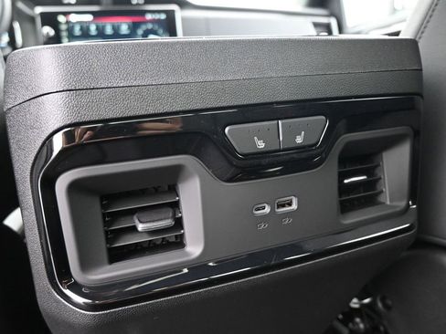 New 2026 GMC Sierra 3500 AT4 w/ AT4 Premium Plus Package image 23