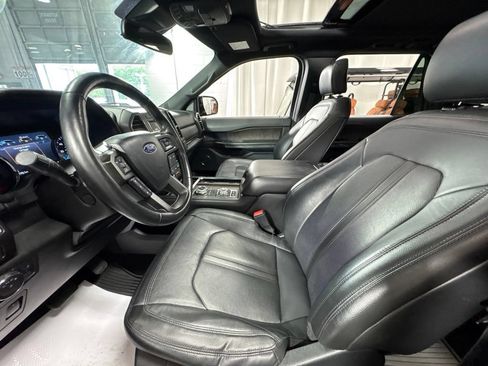 Used 2018 Ford Expedition Max Limited w/ Equipment Group 302A AWD/4WD image 14