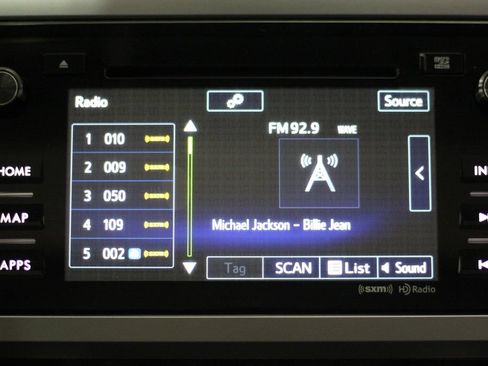 Used 2017 Subaru Outback 2.5i Limited AWD/4WD image 22