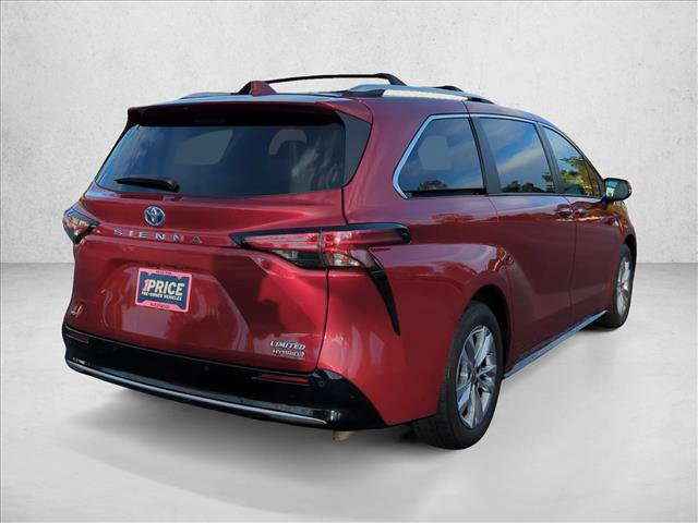 Certified 2022 Toyota Sienna Limited AWD/4WD image 5