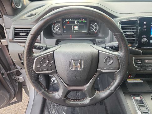 Certified 2023 Honda Passport TrailSport image 19