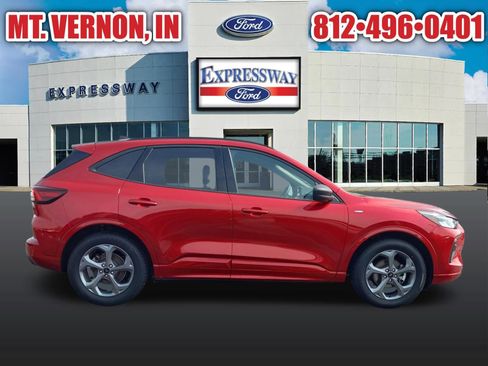 Used 2024 Ford Escape ST-Line w/ Cold Weather Package FWD image 6