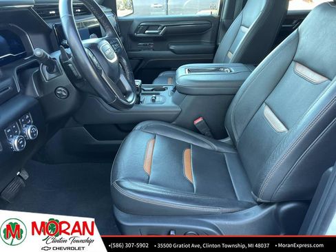 Used 2022 GMC Sierra 1500 AT4 w/ AT4 Preferred Package image 17