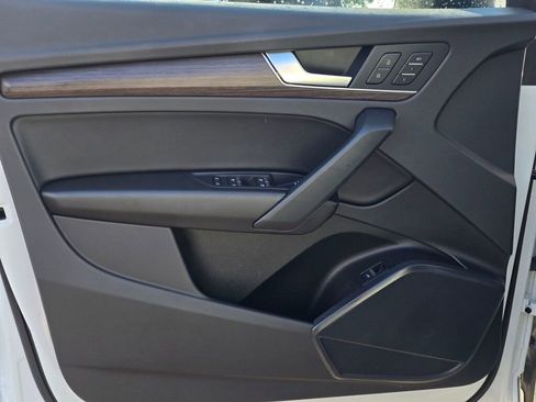 Used 2022 Audi Q5 2.0T Premium w/ Convenience Package image 36