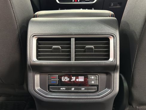 New 2026 Volkswagen Atlas Peak Edition AWD/4WD image 33