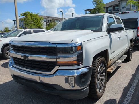 Used 2018 Chevrolet Silverado 1500 LT w/ All Star Edition image 2