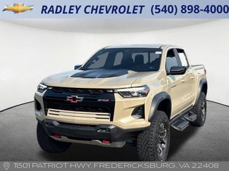 Used 2024 Chevrolet Colorado ZR2 w/ Technology Package AWD/4WD video 1