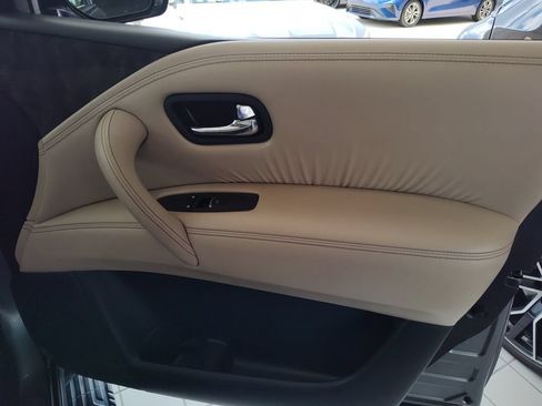 Used 2022 Nissan Armada Platinum RWD image 35